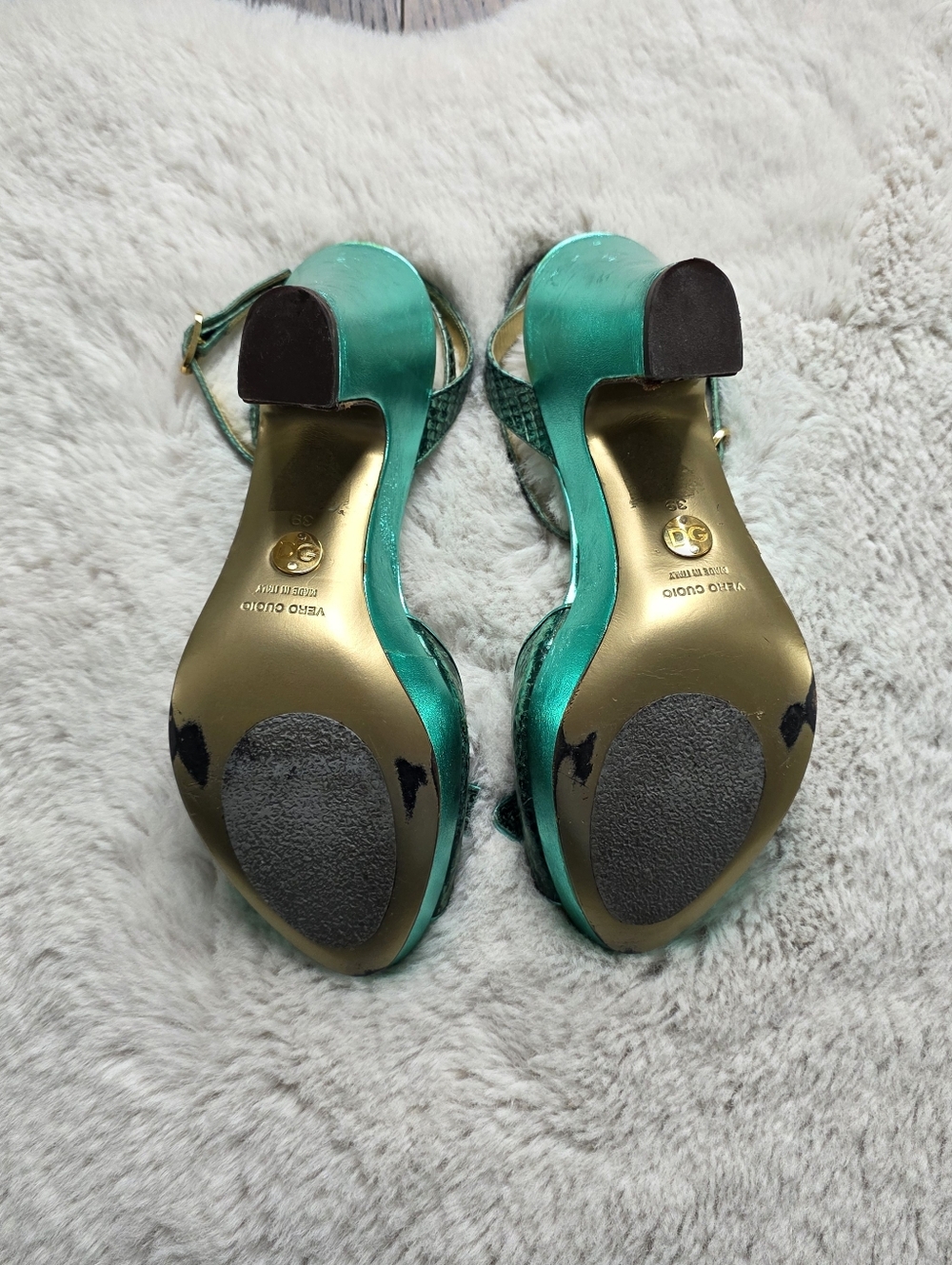 Vintage Y2K Dolce & Gabbana Metallic Teal Bow Slingback Platform Heels - Picture 6 of 6